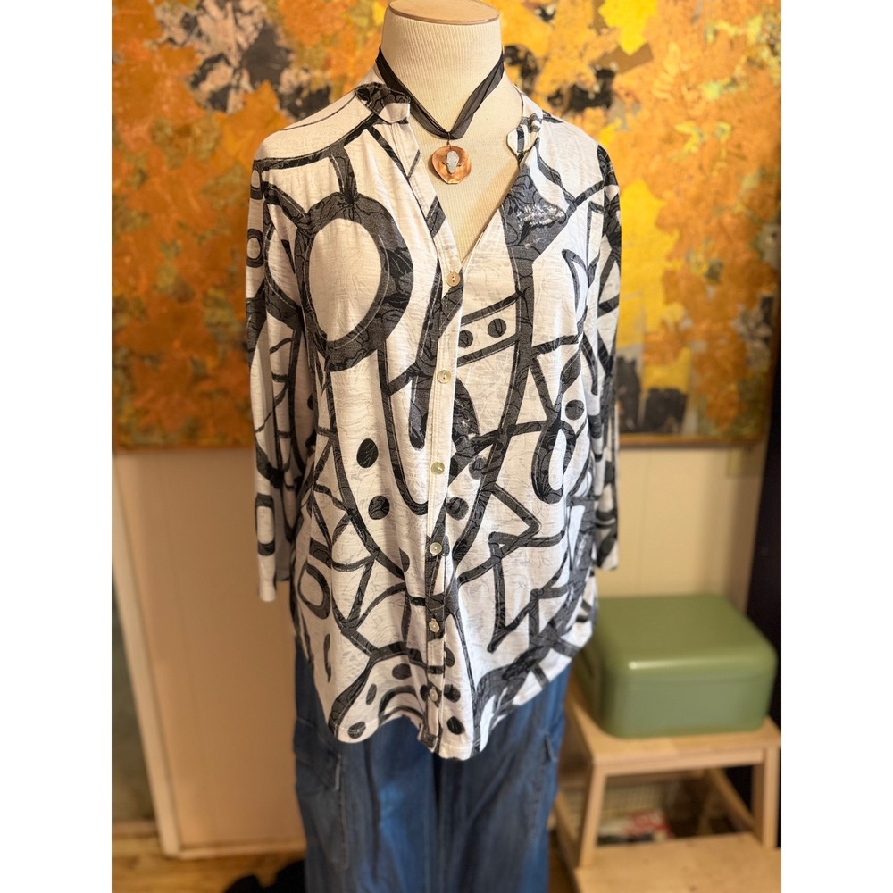 Jess & Jane Abstract Geometric Print Button Front Tunic Top XL Black & White